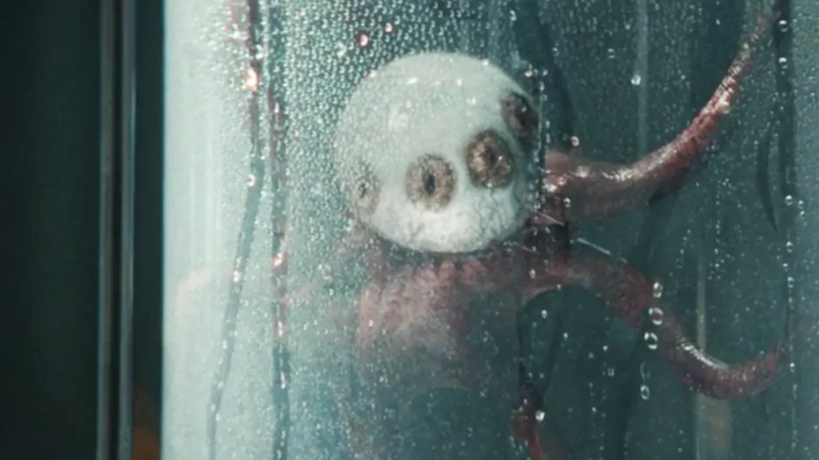 This Show's Gazing Monster Turns Scarier Than Ever in Episode 7